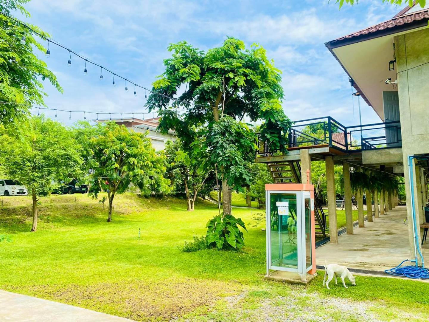 บ้านต้นไม้โฮมสเตย์อุทัยธานี エクステリア 写真